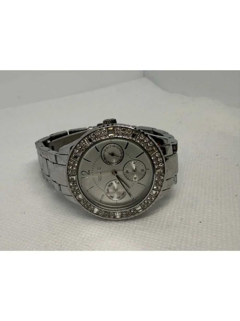 Relic Fossil Sophia Ladies Silver Stainless Steel Crystal Bezel Watch ZR15739